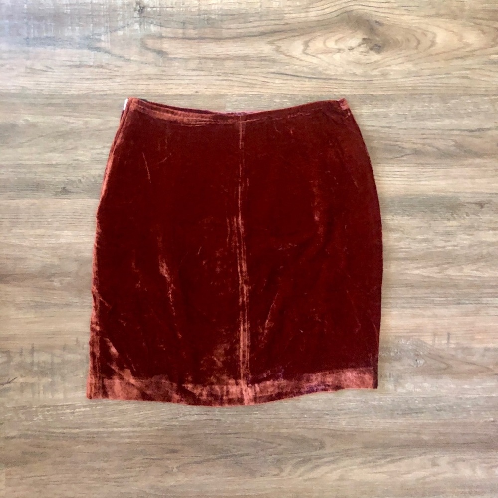 NWT Opening Ceremony Wine Velvet Mini Skirt - Picture 6 of 12